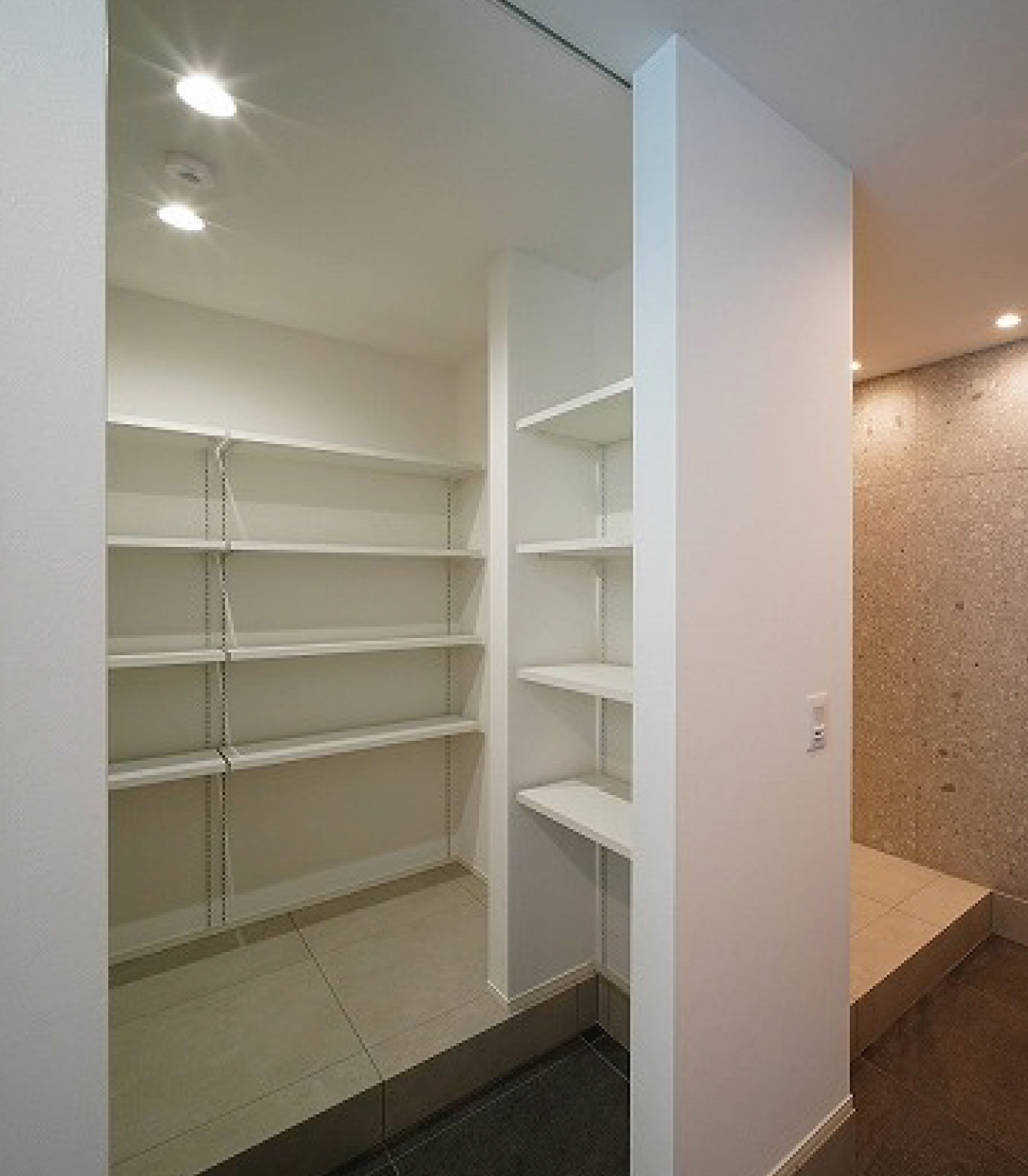 整理整頓のための創意工夫、シューズクローク